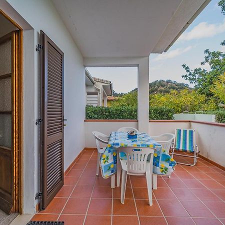 Appartamenti Casa Sant'Andrea - Goelba ภายนอก รูปภาพ