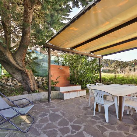 Appartamenti Casa Sant'Andrea - Goelba ภายนอก รูปภาพ