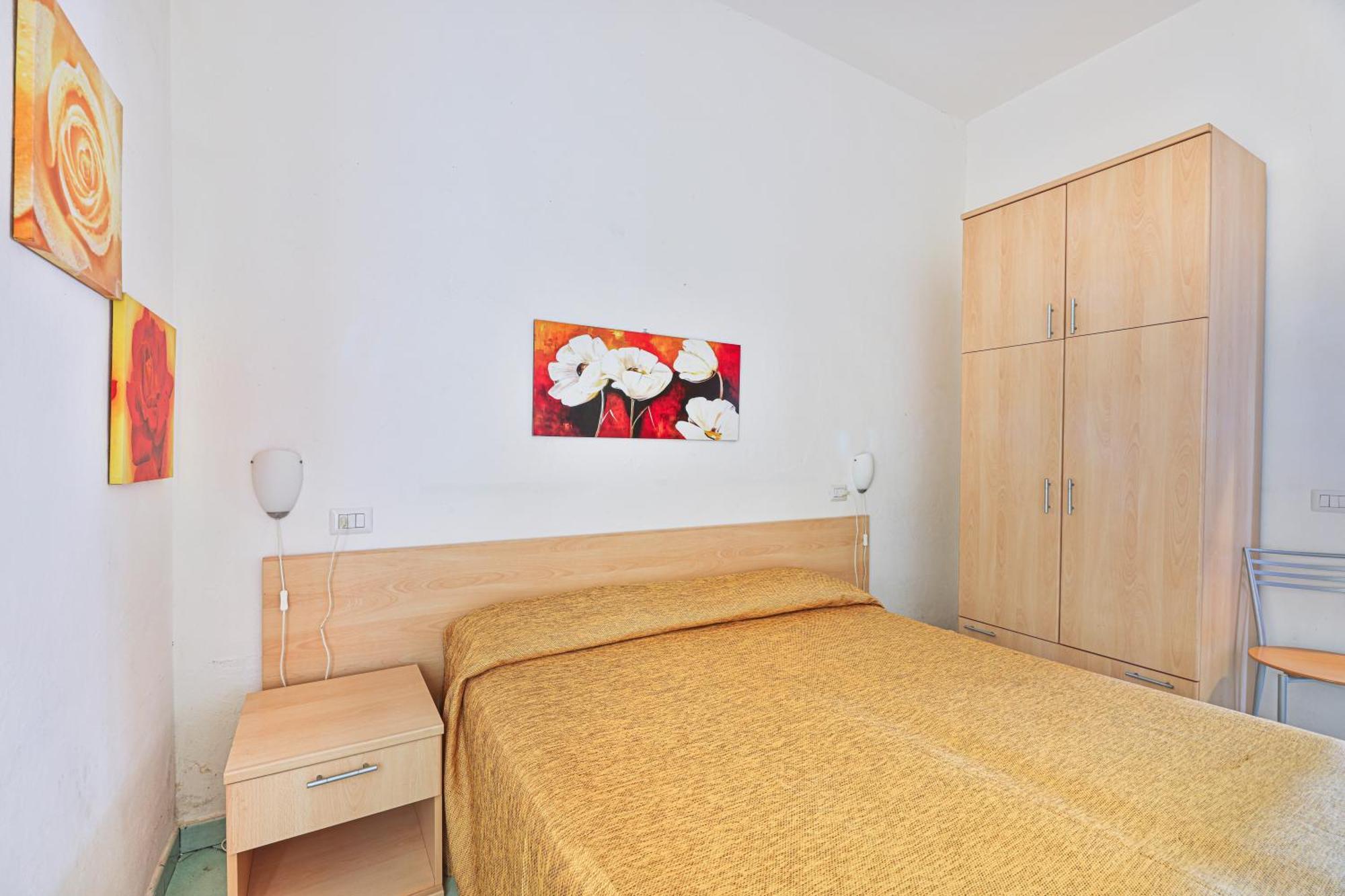 Appartamenti Casa Sant'Andrea - Goelba ภายนอก รูปภาพ